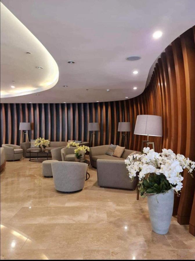Deluxe Suites Razelles 2 At Shore 2 Residences Tower 1 Pasay Exterior photo