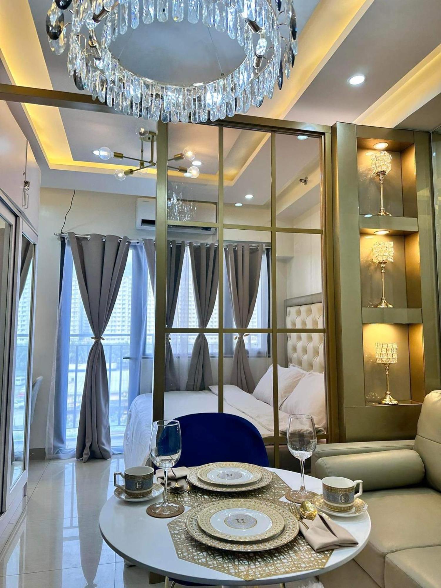 Deluxe Suites Razelles 2 At Shore 2 Residences Tower 1 Pasay Exterior photo