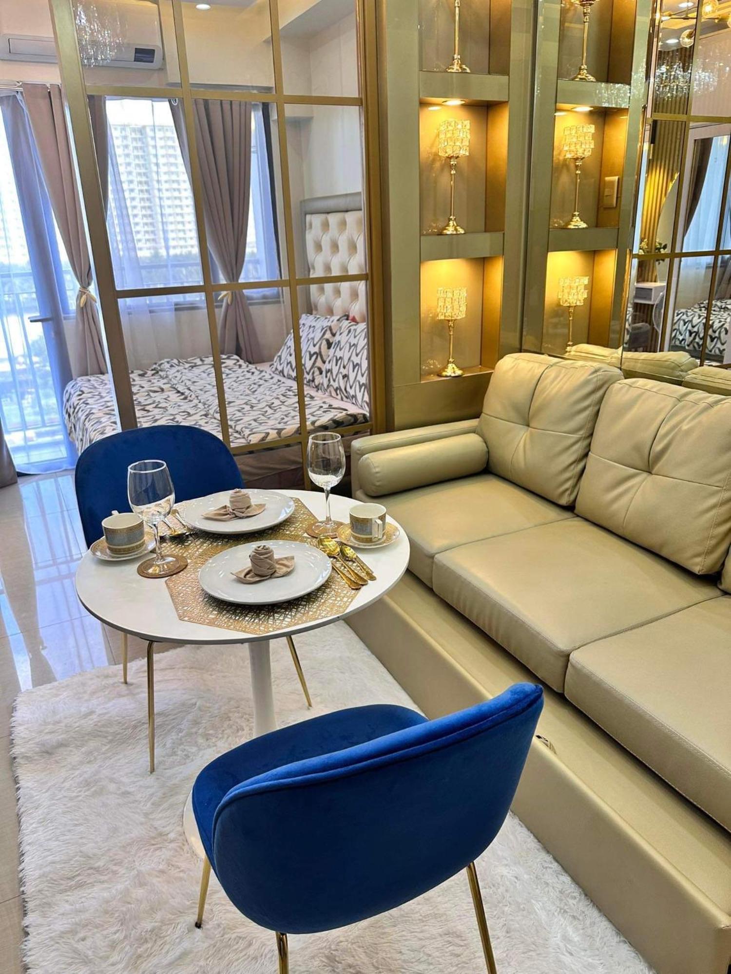 Deluxe Suites Razelles 2 At Shore 2 Residences Tower 1 Pasay Exterior photo